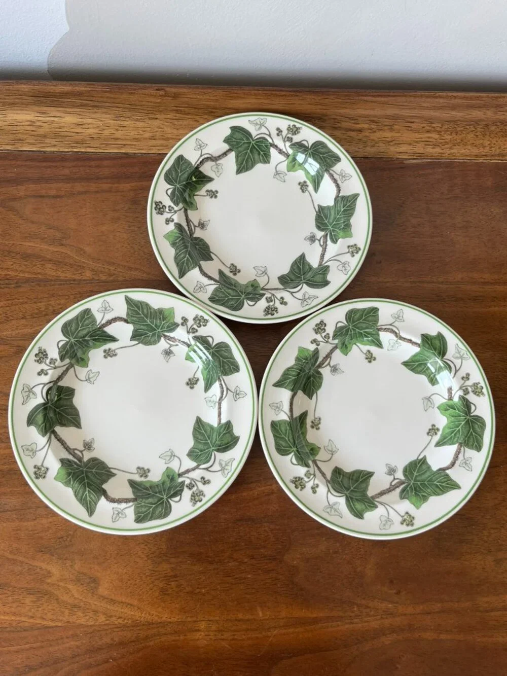 3 Vintage Wedgwood Napoleon Ivy 6